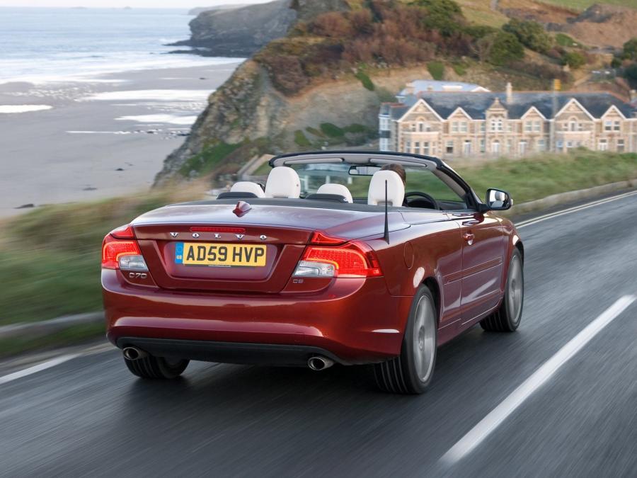  Volvo C70 D5 2010 года  (UK) (фото 8 из 14)